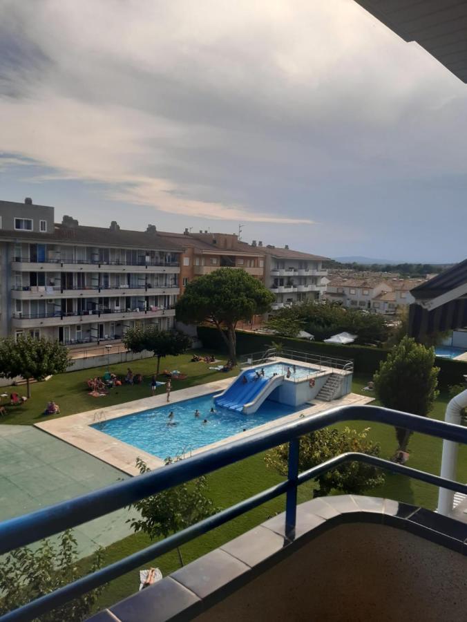 Apartament Blau Park Ii, レスタルティット エクステリア 写真